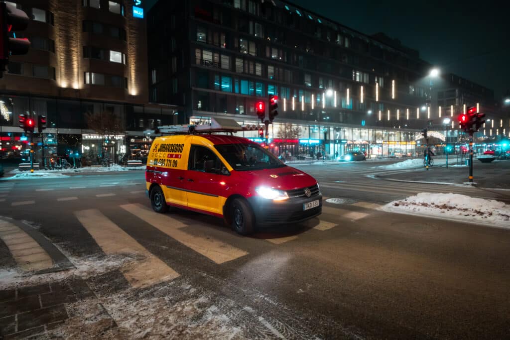 Rörmokare i Stockholm i servicebil från Johanssons Rör